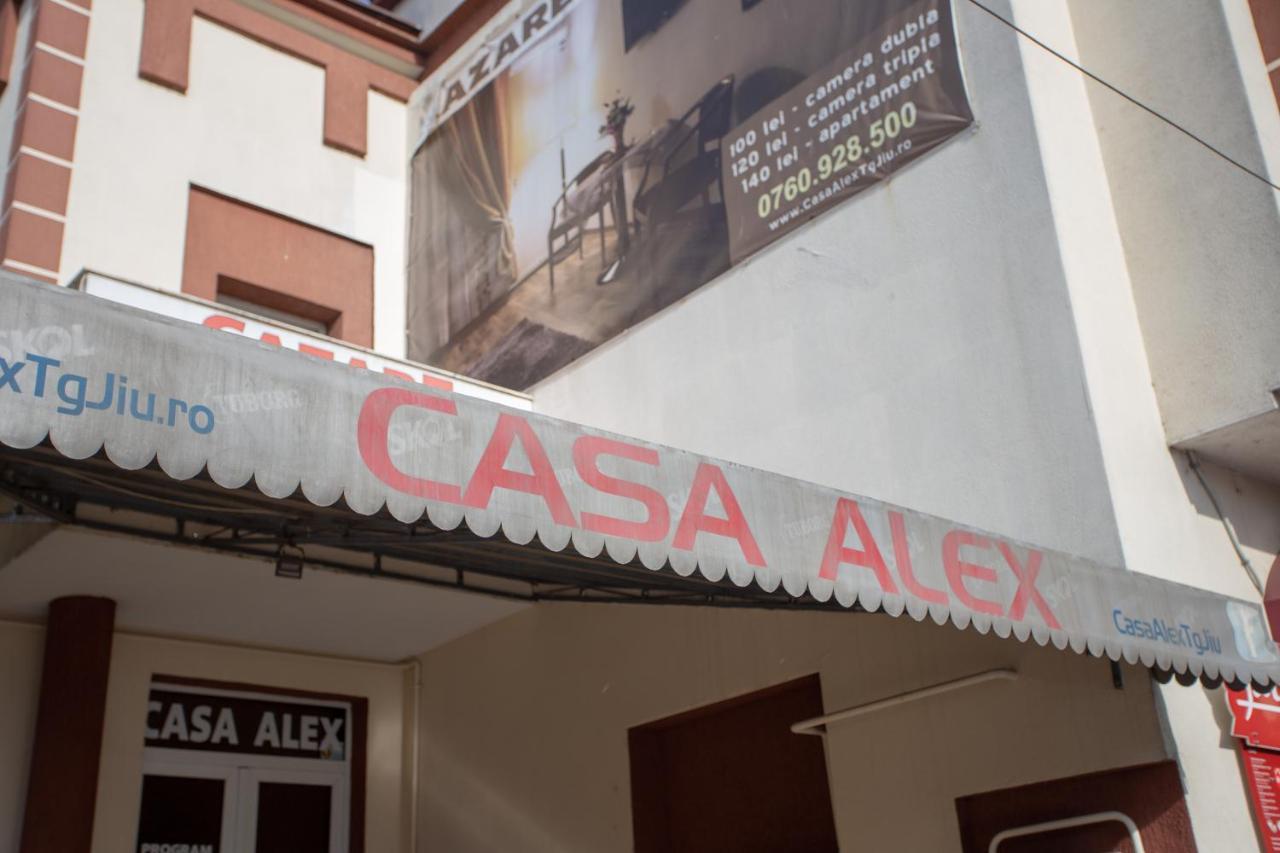 Hotel Casa Alex Târgu Jiu Exterior foto